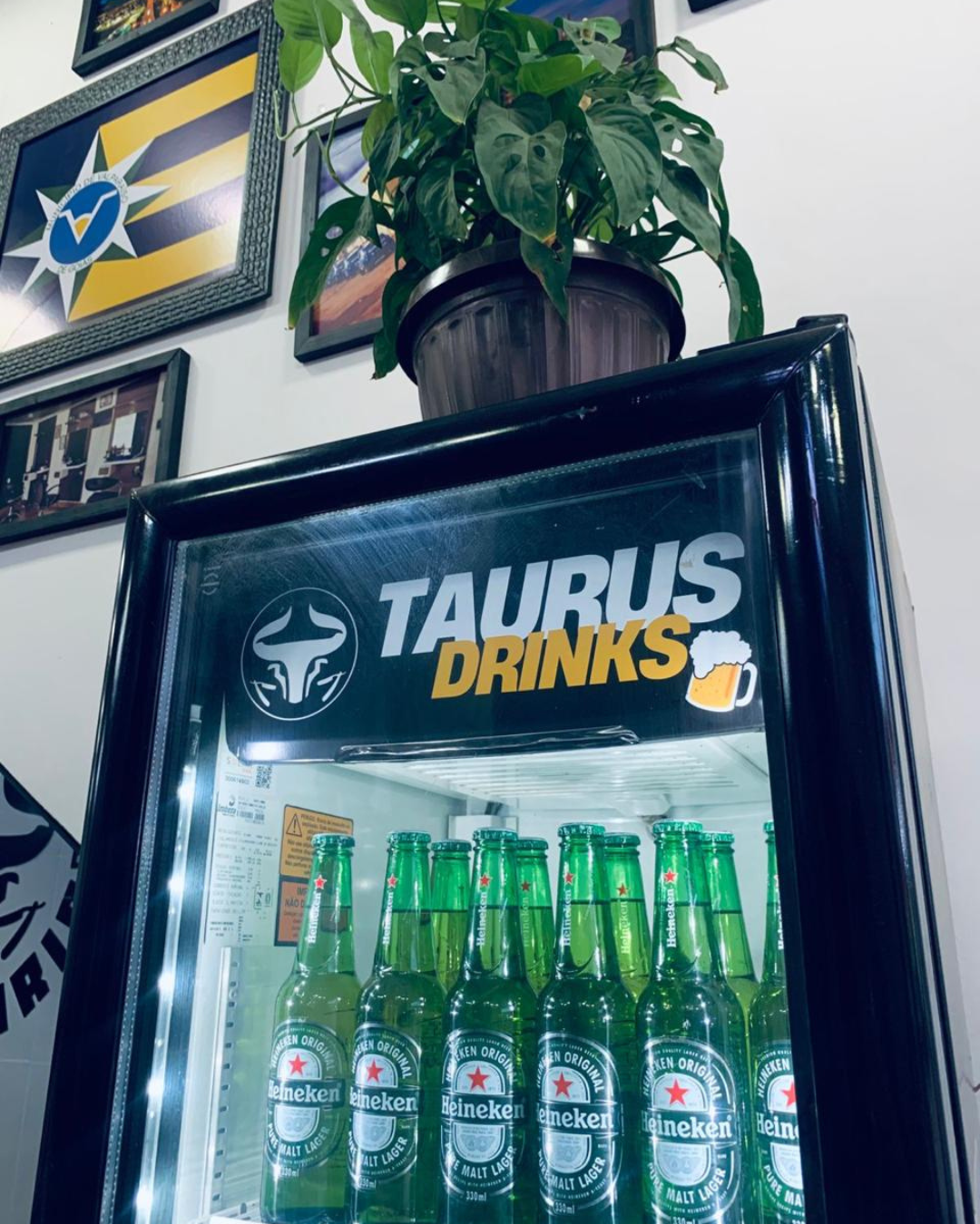 Post Instagram Barbearia Dia de Corte Preto e Laranja (4)