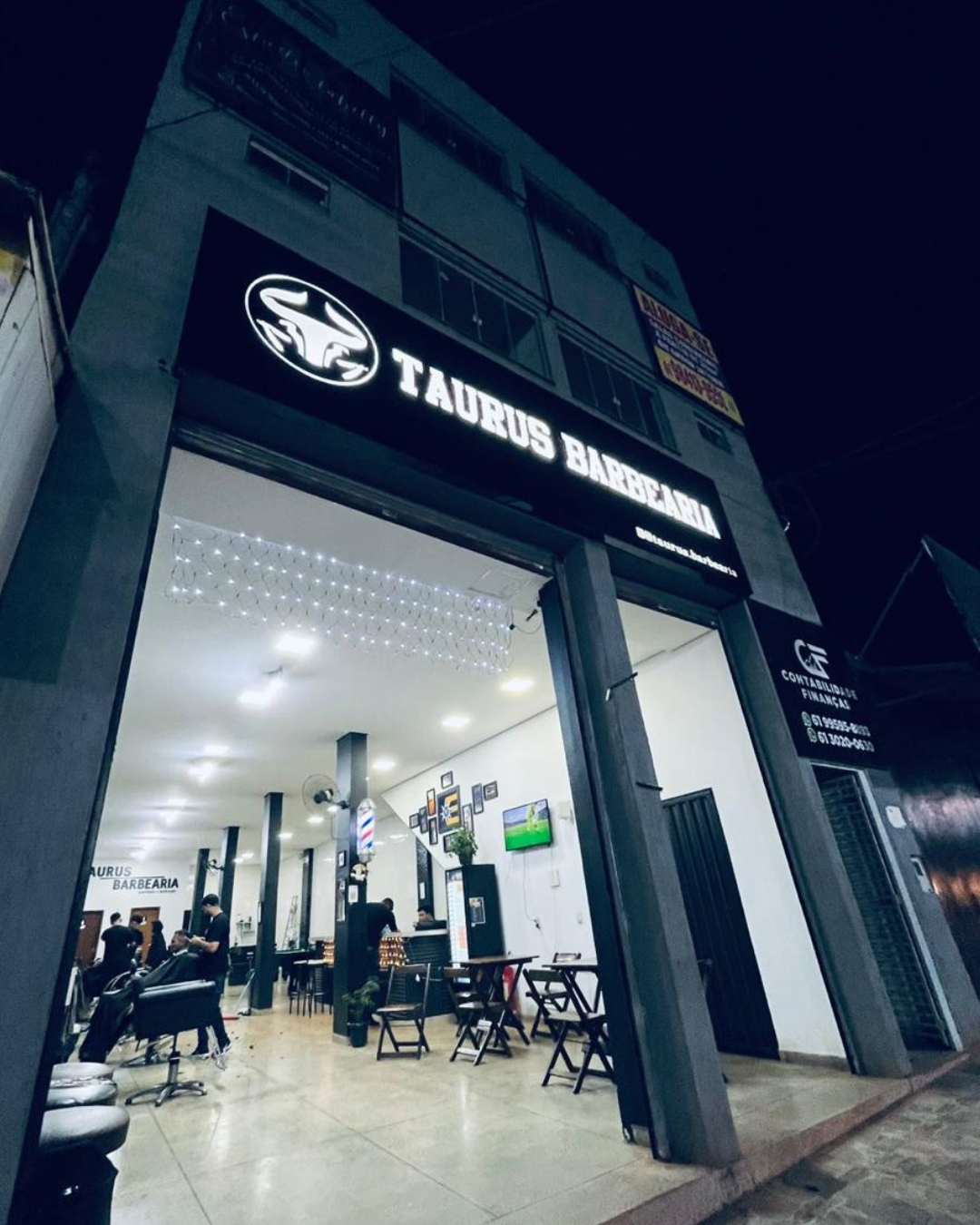 Post Instagram Barbearia Dia de Corte Preto e Laranja (5)